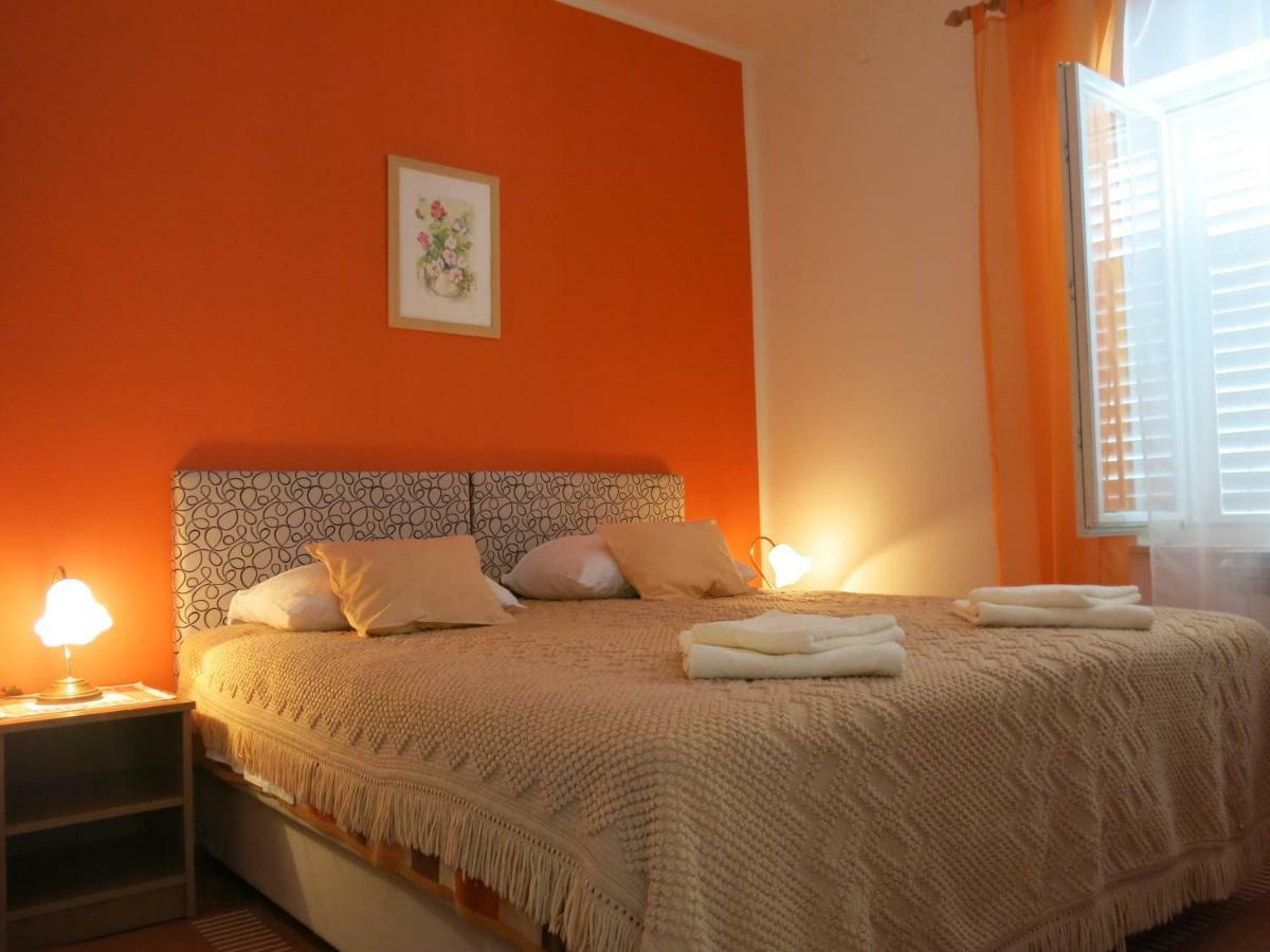 Apartment Marija Mlini Bagian luar foto